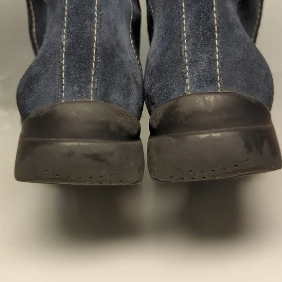 LA Canadienne Trista Suede Ankle boots women's size 6 - Picture 13 of 16